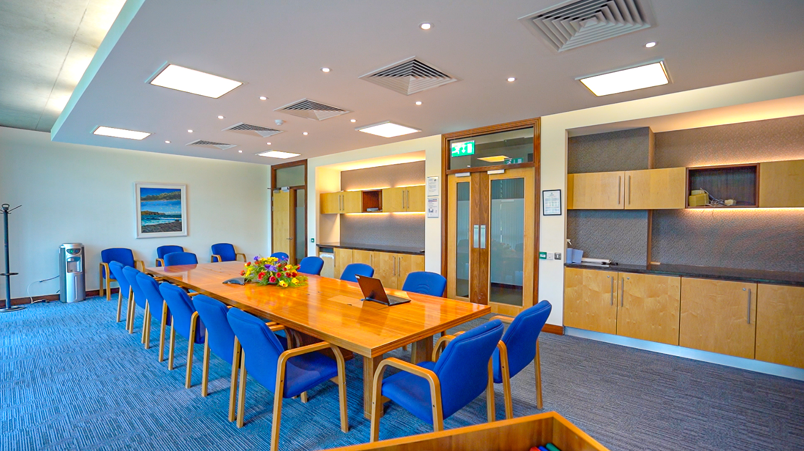 Offices To Let - 2,647 sq. feet (246 sq. metres)